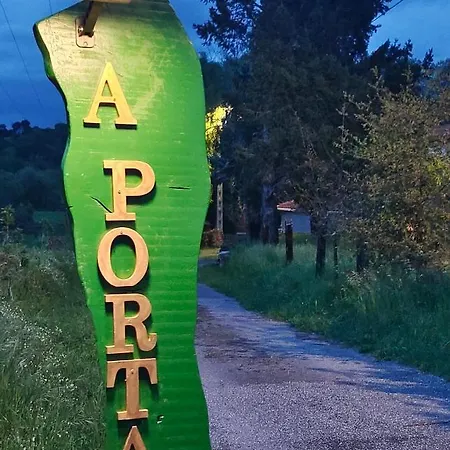 A Porta Exclusividad En La Ribeira Sacra Holiday home *